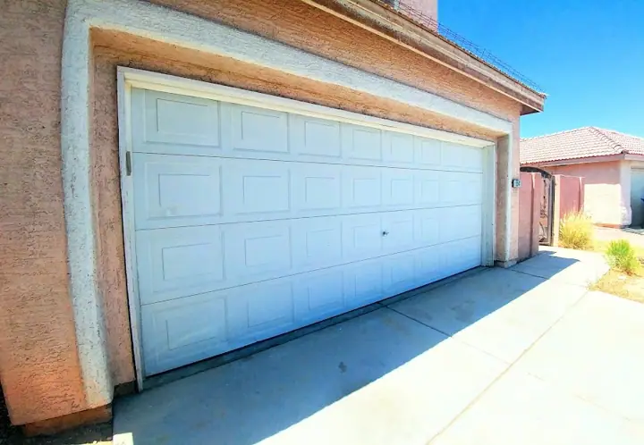 Swift Garage Door Repair of Las Vegas, garage door company in Las Vegas