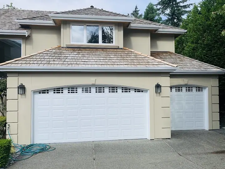 Instant Garage Door Repair - IGD, garage door company in Renton