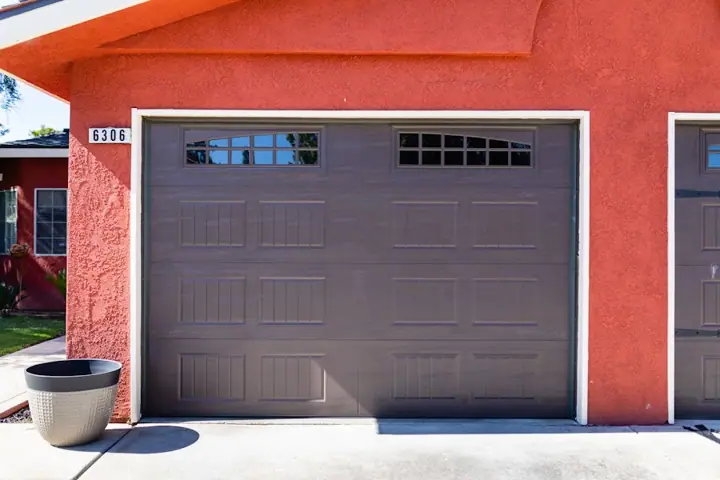Mike's Garage Door, garage door company in Fresno