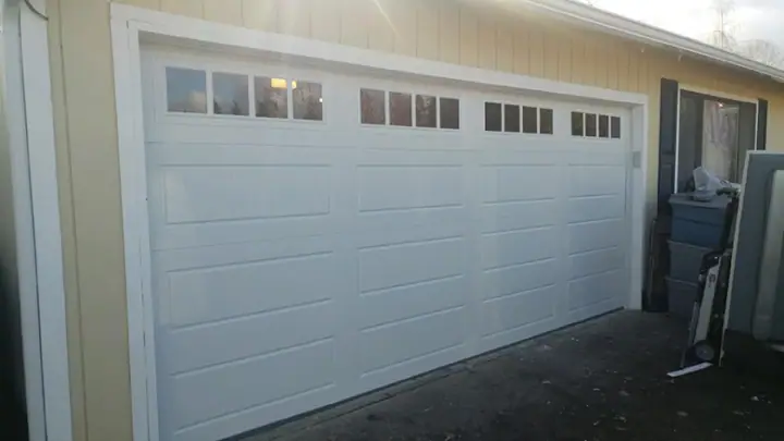 Xpress Doors LLC, garage door company in Salem