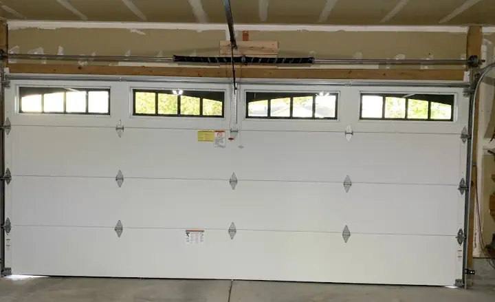 Lowry Overhead Doors, garage door company in Orem