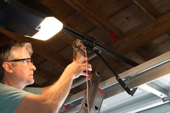 Safe Door Garage Door Repair, garage door company in Newport Beach