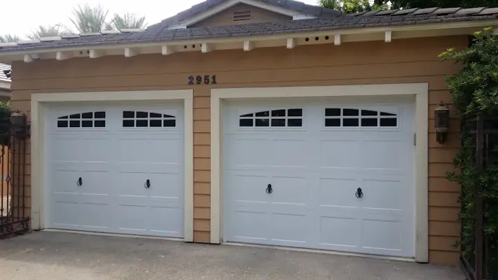 1st Call Garage Doors llc, garage door company in Las Vegas