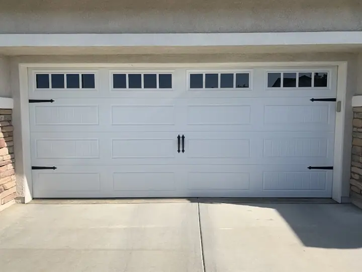 Canyon Lake Garage Doors INC, garage door company in Temecula