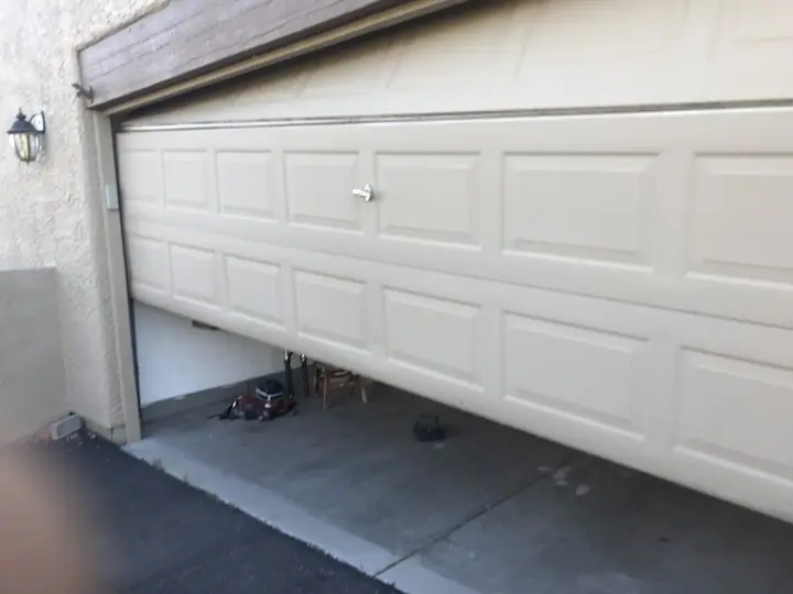 AJ's Garage Door Service of Oro Valley, garage door company in Tucson
