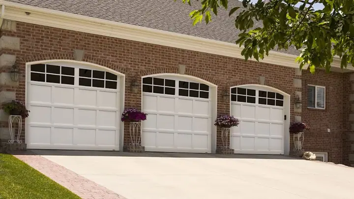 Wide Reach Garage & Gate, garage door company in Mesa