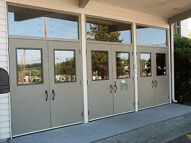 Davis Door Service, Inc., garage door company in Kent