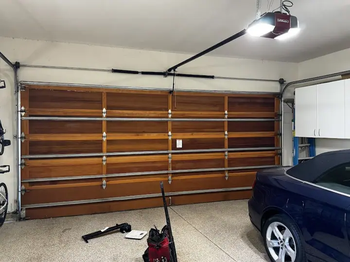 Elite Door Solutions Inc., garage door company in Palm Springs