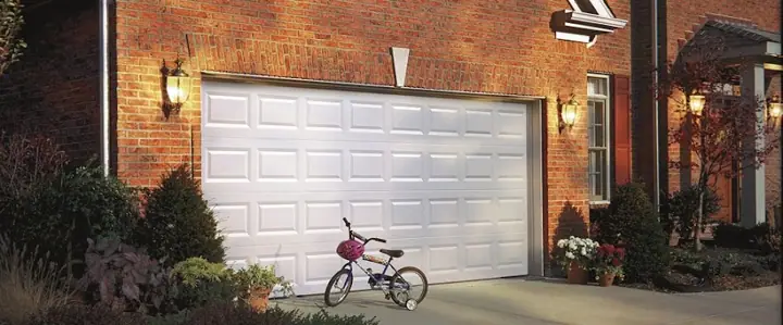 Russ's Overhead Doors & Awnings of Idaho, garage door company in Idaho Falls
