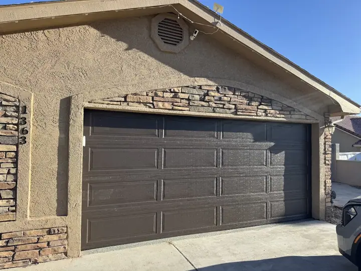 Maverick Overhead Doors, garage door company in Hurricane