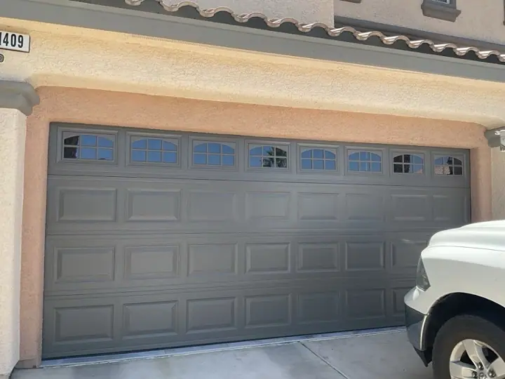 Tonis Garage Doors, garage door company in Las Vegas