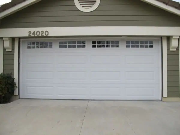 Joe Chavez Garage Doors, garage door company in Santa Clarita