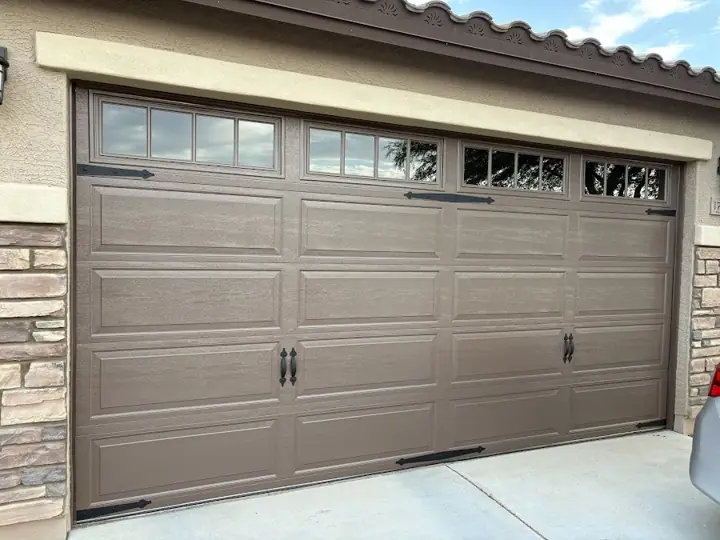 Zoe's garage repair, garage door company in Surprise