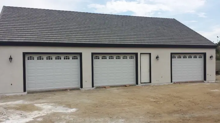 Roll-Em-Up Garage Doors, garage door company in Rancho Cucamonga