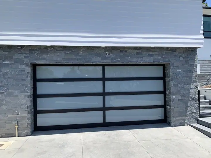 Top One Garage Doors Bellevue, garage door company in Seattle