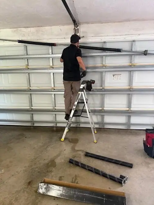 Cougar Garage Door Repair Expert of Gilman, garage door company in Issaquah