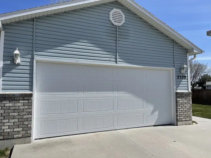 IDAHO DOOR AND GATE, garage door company in Nampa