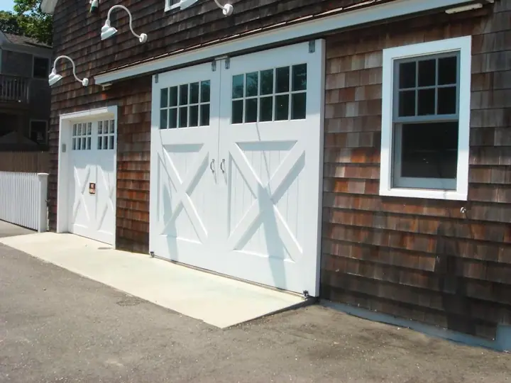 Expert Santa Garage Door Repair, garage door company in Santa Clarita