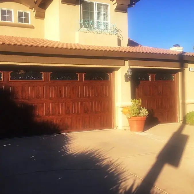 Calistar Garage Doors, garage door company in Temecula
