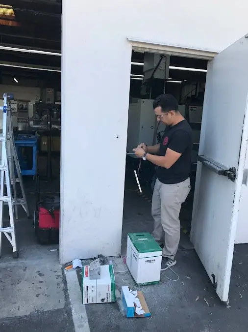 Commercial Door Repair OC, garage door company in Lake Forest