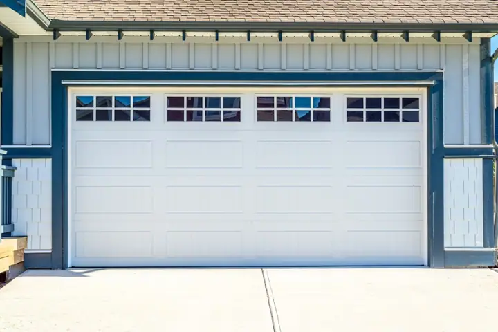 Gulliver Garage Doors, garage door company in Fresno