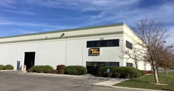 Wayne Dalton Sales Center, garage door company in Boise