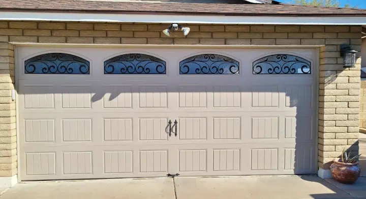 Cyclone Door Service LLC, garage door company in Gilbert