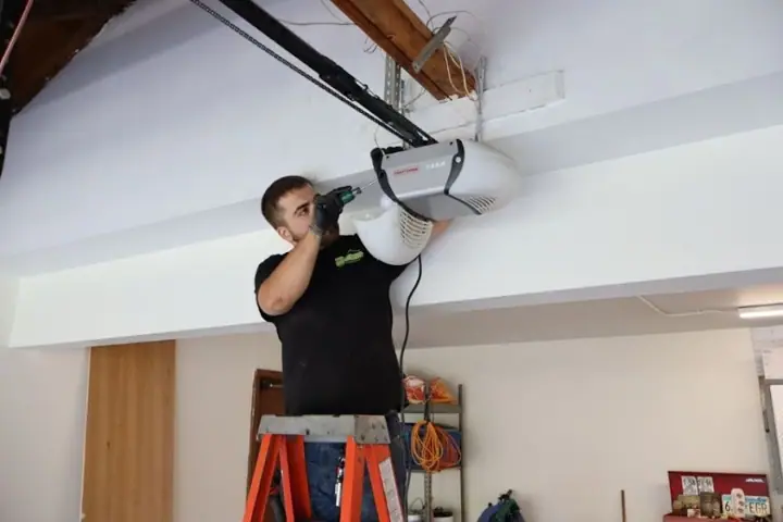 Gold Line Garage Door Repair, garage door company in Carson