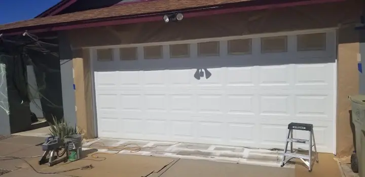 Well Hung Garage Door, garage door company in Surprise