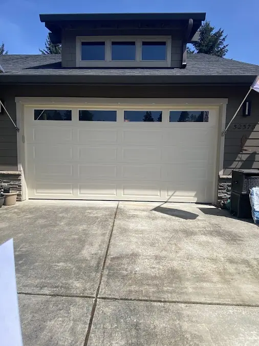 Dave's Garage Doors, garage door company in Bend