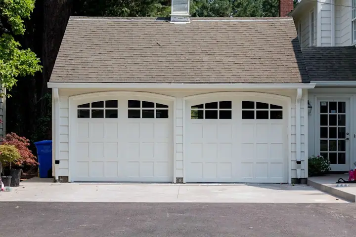 Pacific Overhead Door, garage door company in Portland