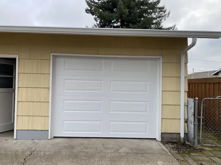Dave's Garage Doors, garage door company in Salem