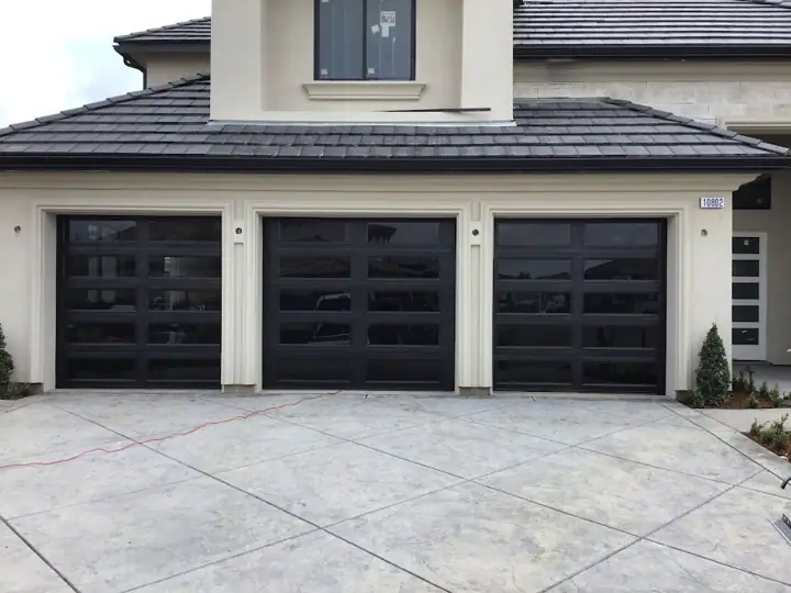 Phillips Garage Door, garage door company in Clovis