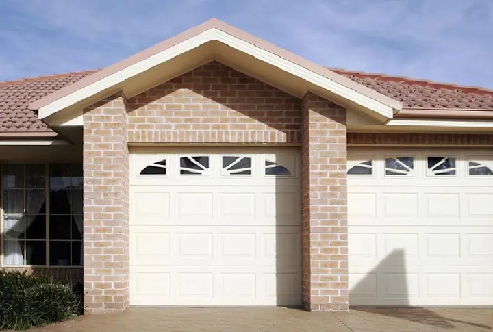 R & B Garage Door Repair, garage door company in Highland