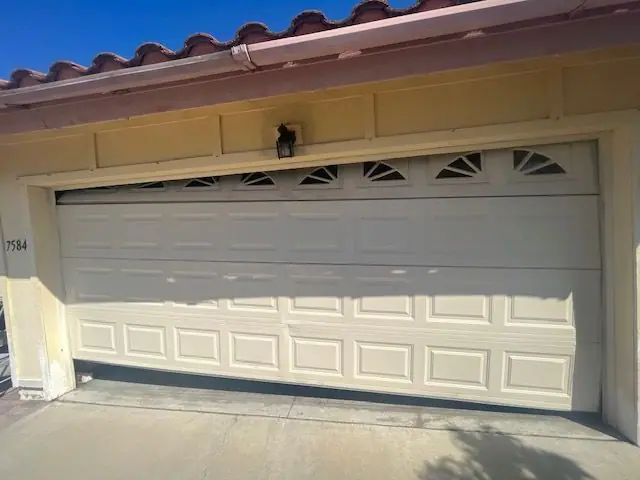 Dave's Garage Doors, garage door company in Bakersfield