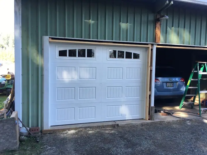 Oregon Dock' N Door, garage door company in Eugene