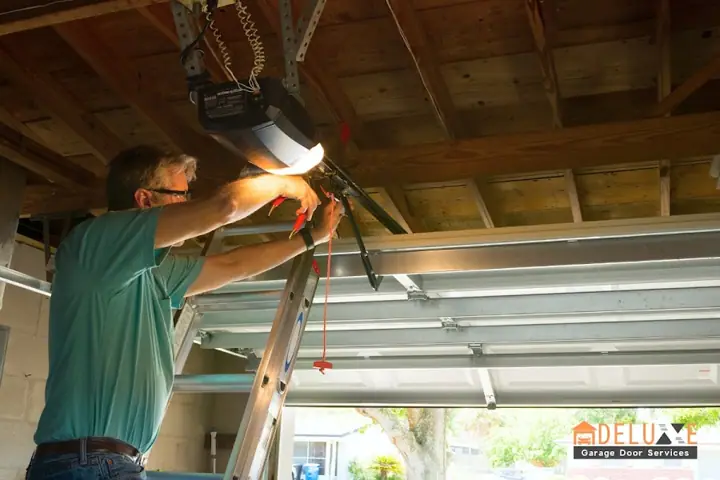 Deluxe Garage Door Services, garage door company in Portland
