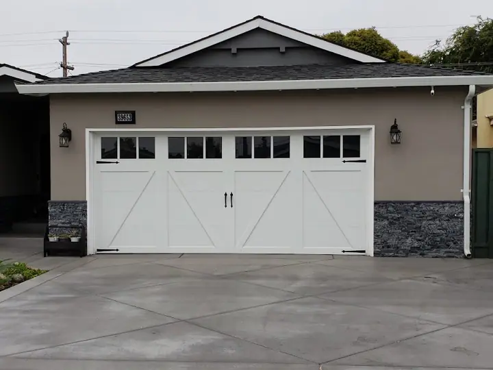Real Garage Doors, garage door company in Fremont