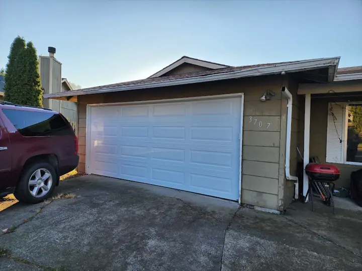 ProLift Garage Doors of Portland, garage door company in Hillsboro