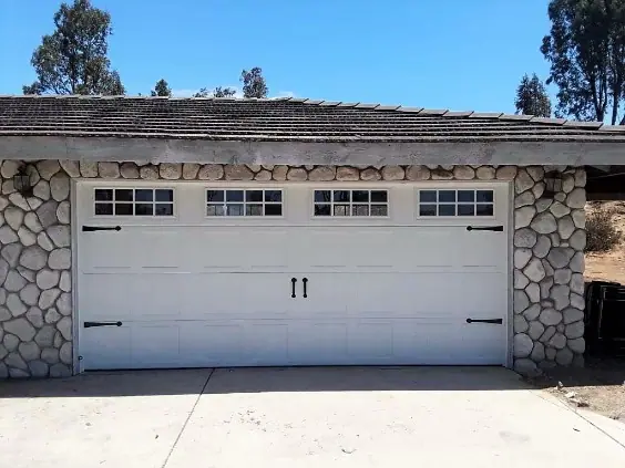 Sanchez Garage Doors, garage door company in Inland Empire