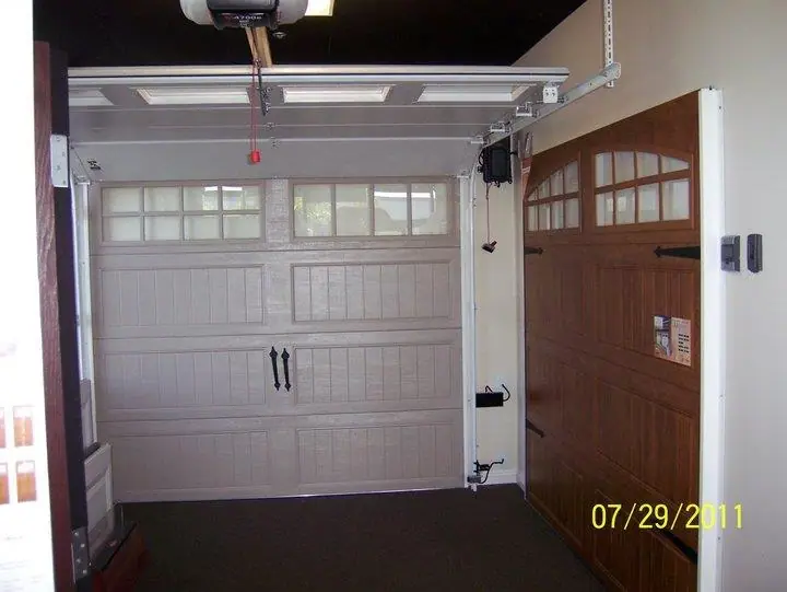Procraft Door and Glass, garage door company in Murrieta