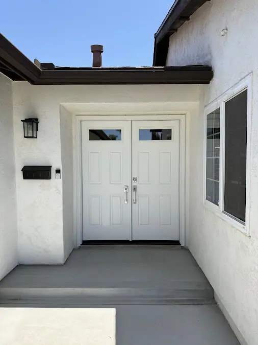 Hometime Windows & Doors, garage door company in Escondido