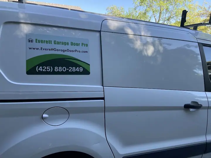 Everett Garage Door Pro LLC, garage door company in Seattle