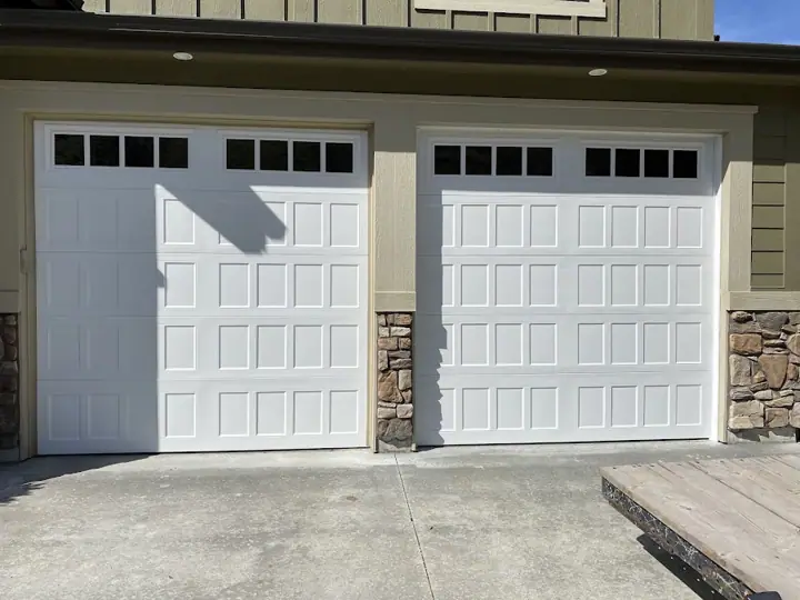 208 Aloha Garage Doors LLC, garage door company in Meridian