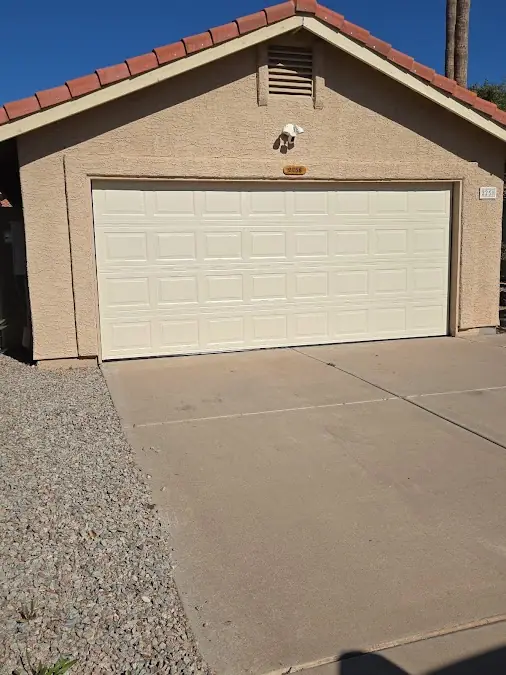 SLATER GARAGE DOORS, garage door company in Surprise