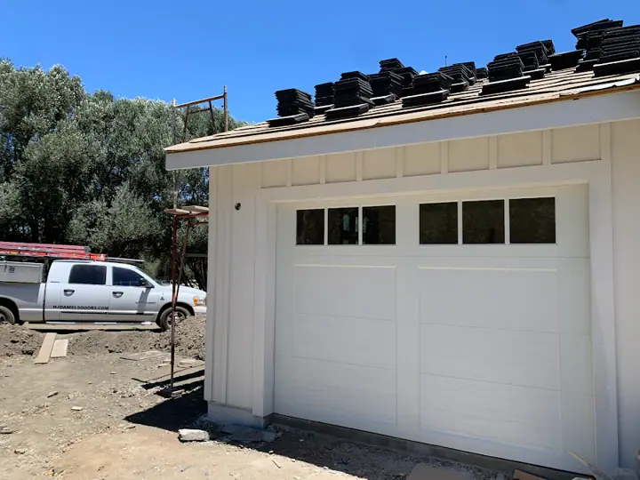 H J Daniels Overhead Door, garage door company in Temecula