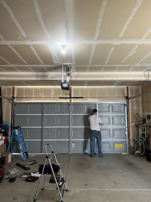 Sacs Door & Gate Corp, garage door company in Sacramento